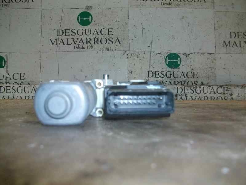 Recambio de motor elevalunas trasero derecho para volkswagen bora berlina (1j2) 1.6 referencia OEM IAM   