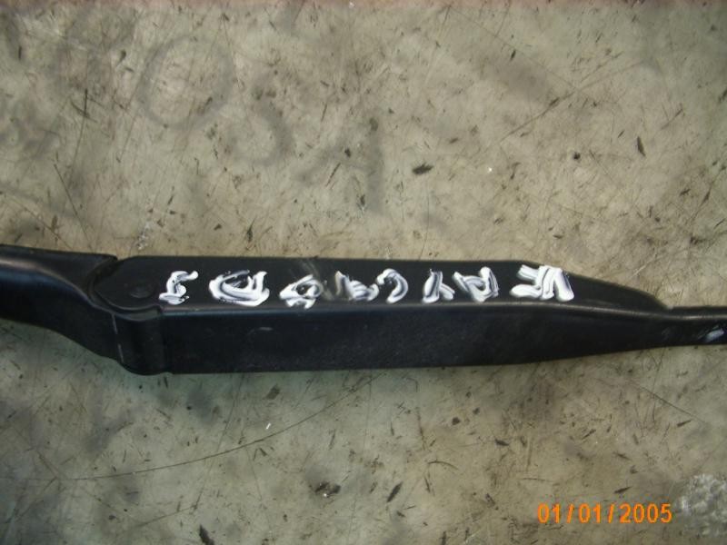 Recambio de brazo limpia delantero izquierdo para opel combo (corsa c) familiar referencia OEM IAM   