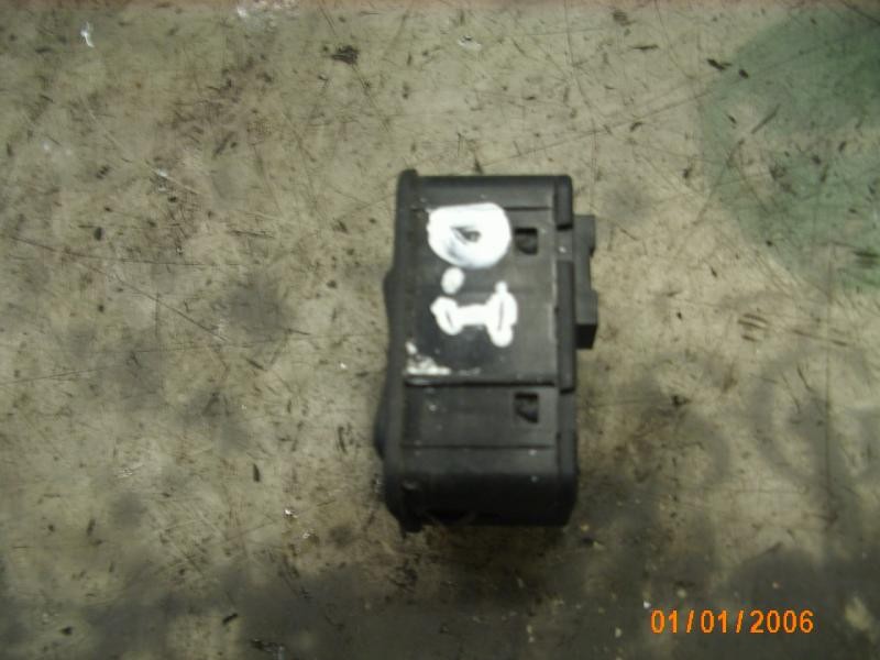 Recambio de mando elevalunas delantero izquierdo para opel combo (corsa c) familiar referencia OEM IAM   