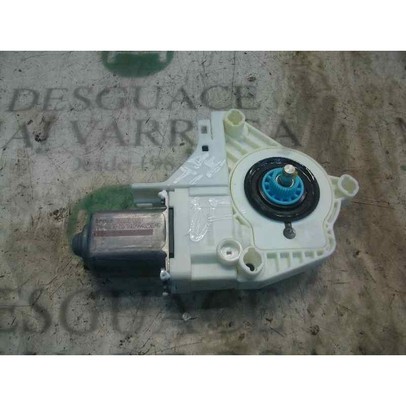 Recambio de motor elevalunas trasero izquierdo para audi a4 ber. (b8) 2.0 16v tdi referencia OEM IAM   