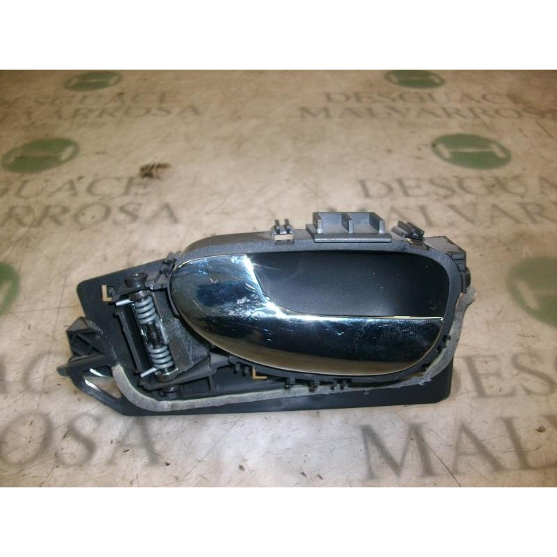 Recambio de maneta interior delantera izquierda para peugeot 307 break / sw (s1) break xr referencia OEM IAM   