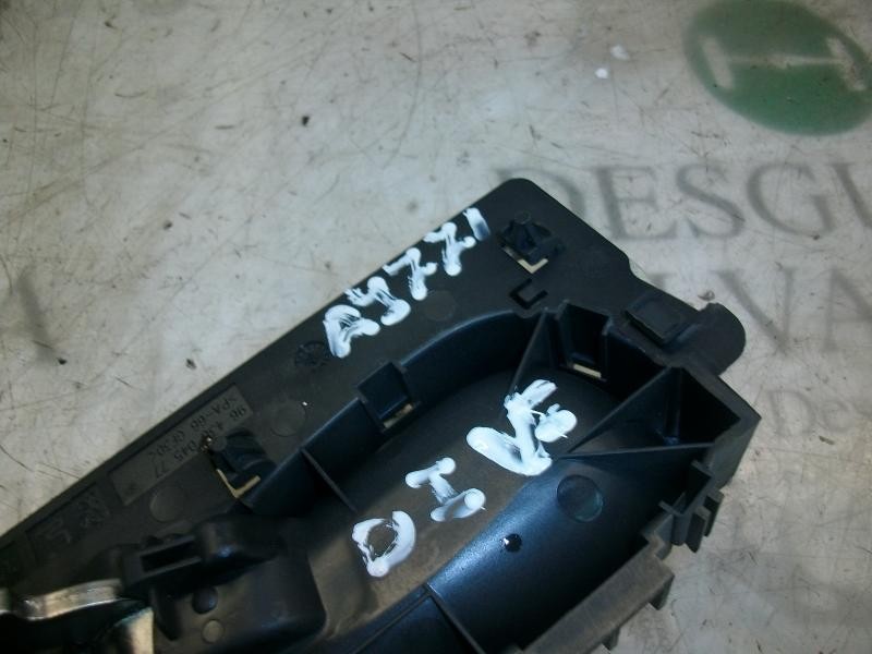 Recambio de maneta interior delantera izquierda para peugeot 307 break / sw (s1) break xr referencia OEM IAM   