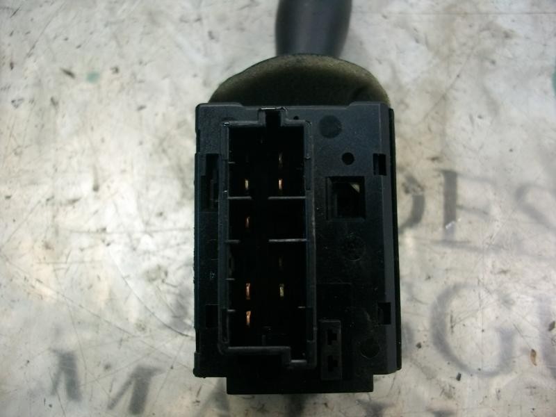 Recambio de mando limpia para peugeot 206 berlina xt referencia OEM IAM   