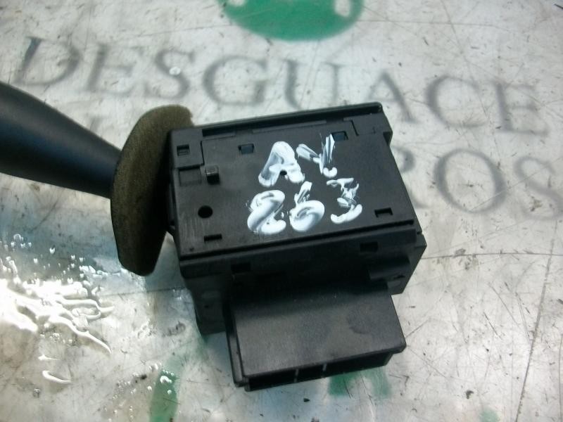 Recambio de mando limpia para peugeot 206 berlina xt referencia OEM IAM   