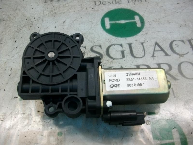 Recambio de motor elevalunas delantero derecho para ford fiesta (cbk) ghia referencia OEM IAM   