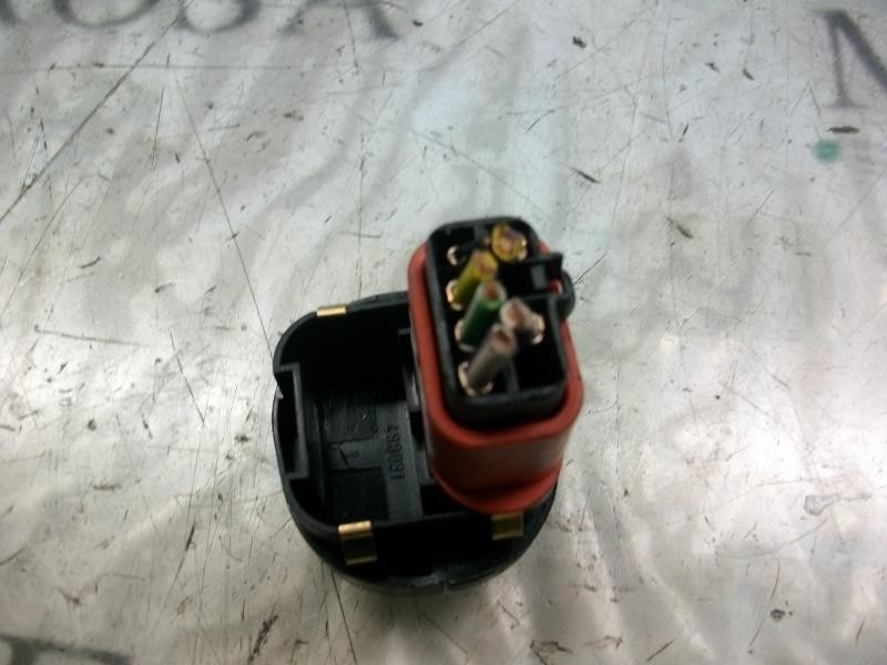 Recambio de mando elevalunas delantero derecho para ford fiesta (cbk) ghia referencia OEM IAM   