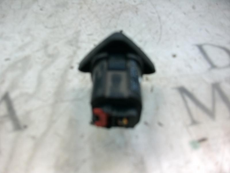 Recambio de warning para ford fiesta (cbk) ghia referencia OEM IAM   