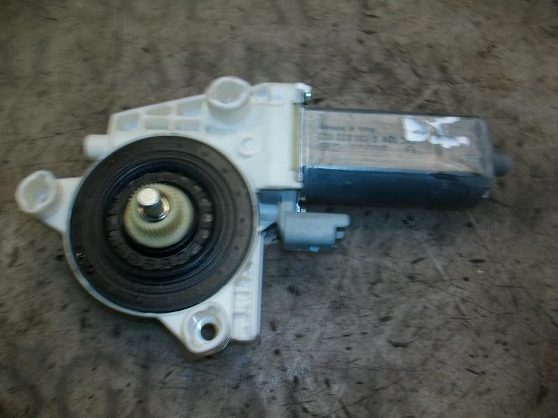 Recambio de motor elevalunas delantero izquierdo para peugeot 307 (s1) xn referencia OEM IAM   