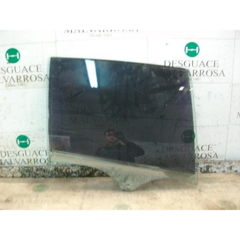 Recambio de cristal puerta trasero derecho para renault laguna ii grandtour (kg0) 1.9 dci diesel referencia OEM IAM   