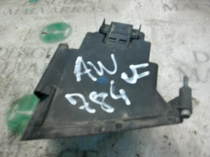 Recambio de faro antiniebla izquierdo para alfa romeo 145 1.6 16v cat referencia OEM IAM   