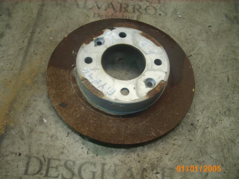 Recambio de disco freno trasero para kia carens 2.0 crdi ex monovolumen referencia OEM IAM 0K9AA26251C  