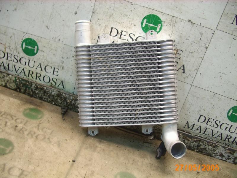 Recambio de intercooler para kia carens 2.0 crdi ex monovolumen referencia OEM IAM 2827127350  