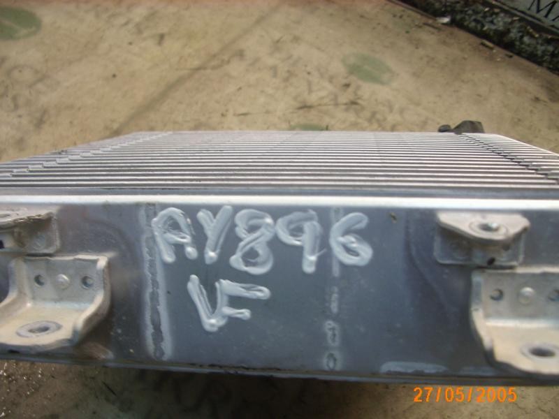 Recambio de intercooler para kia carens 2.0 crdi ex monovolumen referencia OEM IAM 2827127350  