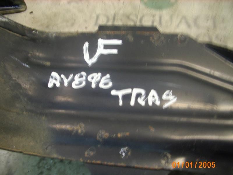 Recambio de puente trasero para kia carens 2.0 crdi ex monovolumen referencia OEM IAM 0K2KB39800E  