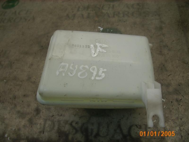 Recambio de deposito expansion para kia carens 2.0 crdi ex monovolumen referencia OEM IAM 0K2KB15350  