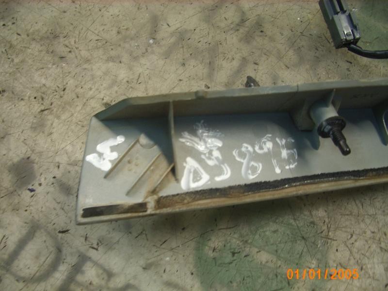 Recambio de maneta porton para kia carens 2.0 crdi ex monovolumen referencia OEM IAM 0K34A62410  