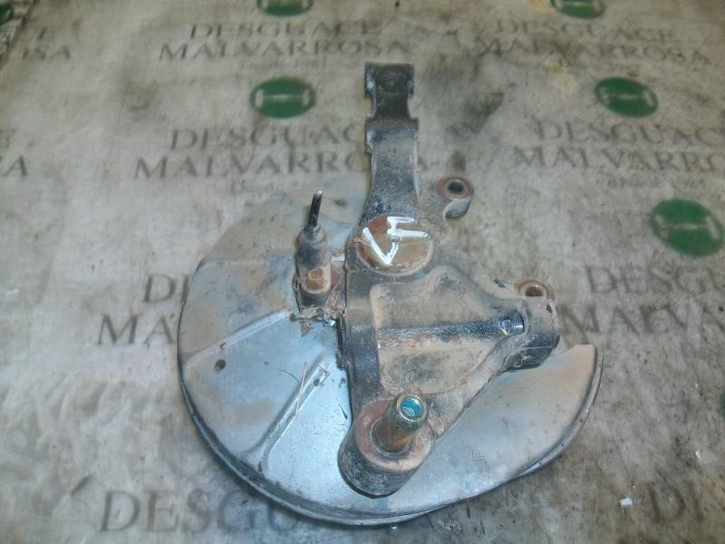 Recambio de mangueta trasera derecha para kia carens 2.0 crdi ex monovolumen referencia OEM IAM 0K2FB26110C  