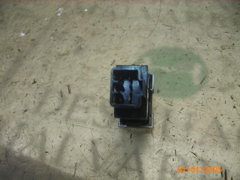 Recambio de modulo electronico para kia carens 2.0 crdi ex monovolumen referencia OEM IAM 0K2FA6623044 0K2FA66230 