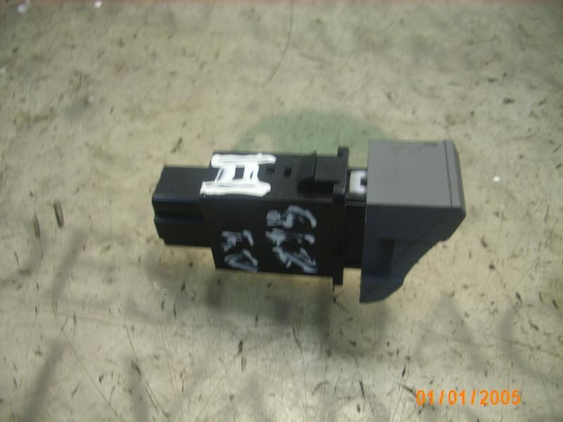 Recambio de modulo electronico para kia carens 2.0 crdi ex monovolumen referencia OEM IAM 0K2FA6623044 0K2FA66230 