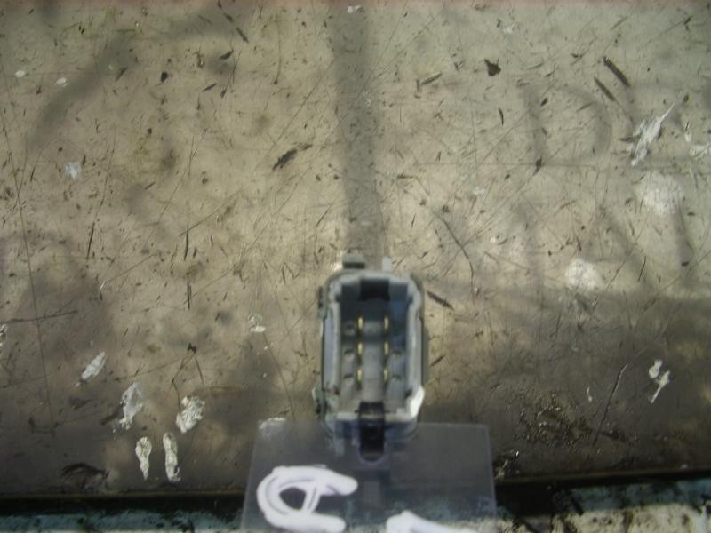 Recambio de mando elevalunas delantero derecho para renault megane ii berlina 5p confort dynamique referencia OEM IAM   