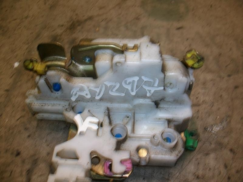 Recambio de cerradura puerta delantera derecha para nissan pick-up (d22) cabina simple profesional 4x4 referencia OEM IAM   