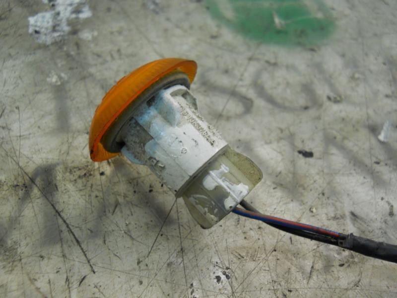 Recambio de piloto lateral izquierdo para ford transit connect (tc7) furgón (2006) referencia OEM IAM   