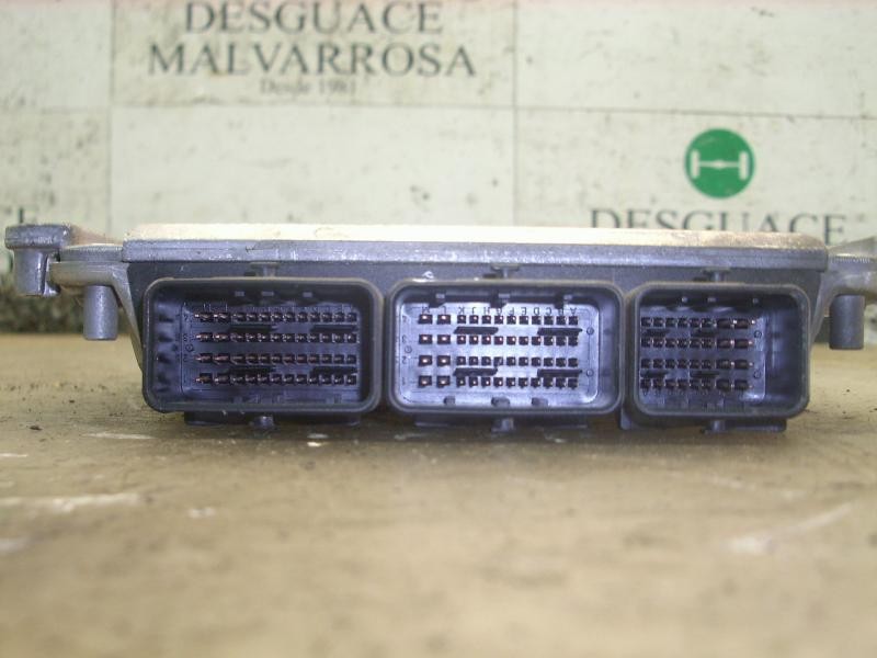 Recambio de centralita motor uce para renault scenic (ja..) 1.9 dci century referencia OEM IAM   