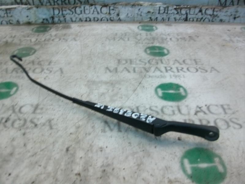 Recambio de brazo limpia delantero izquierdo para volkswagen passat berlina (3b2) 1.9 tdi referencia OEM IAM   