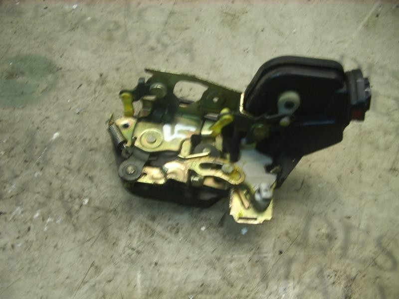 Recambio de cerradura puerta delantera derecha para hyundai matrix (fc) 1.5 crdi gls referencia OEM IAM   