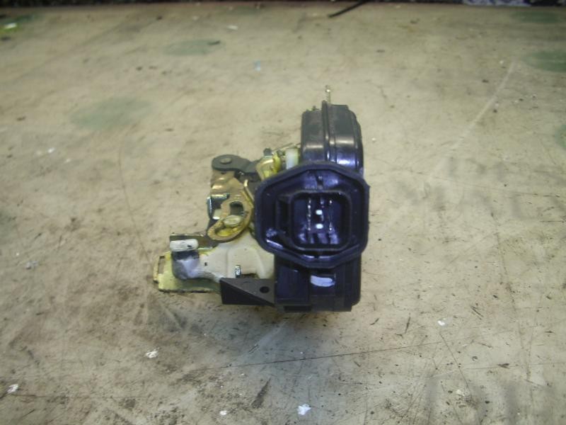 Recambio de cerradura puerta delantera derecha para hyundai matrix (fc) 1.5 crdi gls referencia OEM IAM   