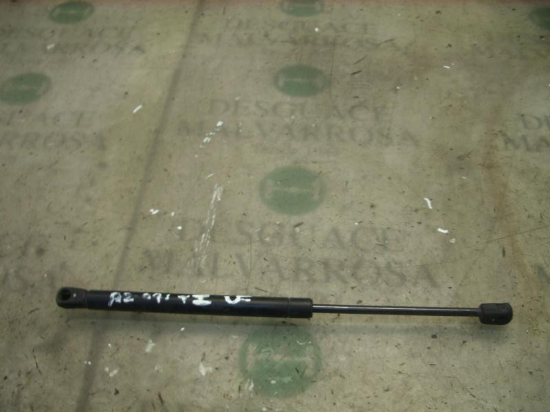 Recambio de amortiguadores maletero / porton para chevrolet kalos 1.4 se referencia OEM IAM   