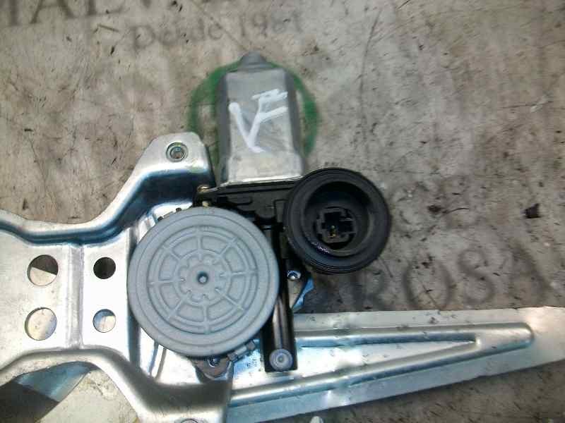 Recambio de elevalunas trasero derecho para toyota yaris verso (ncp2/nlp2) 1.3 16v cat referencia OEM IAM   