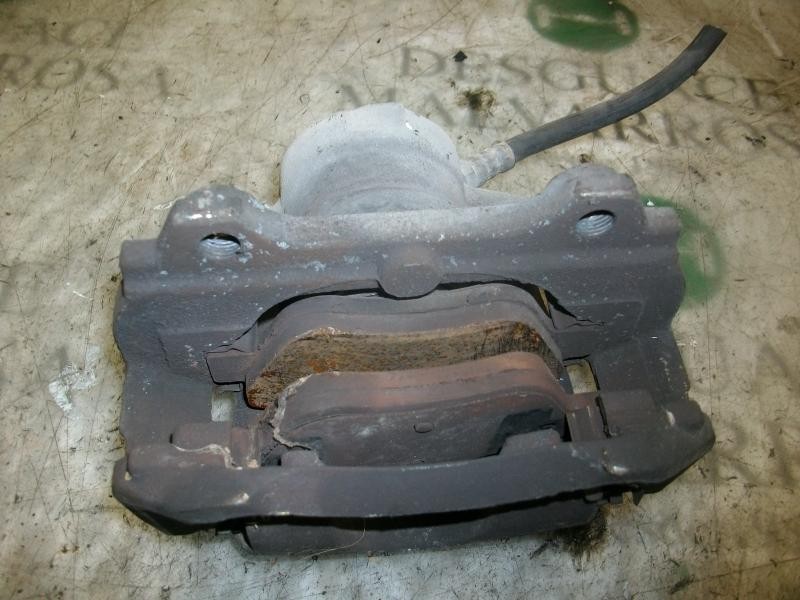 Recambio de pinza freno delantera derecha para fiat stilo (192) 1.6 16v dynamic referencia OEM IAM 77364648  