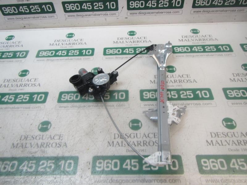 Recambio de elevalunas delantero derecho para toyota rav4 hybrid fwd referencia OEM IAM 6980142070  