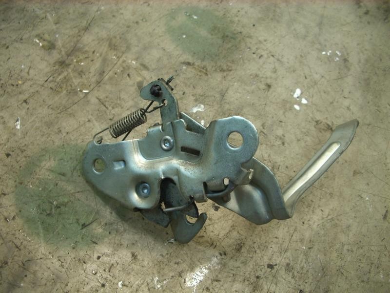 Recambio de cerradura capot para citroën c4 berlina lx referencia OEM IAM   