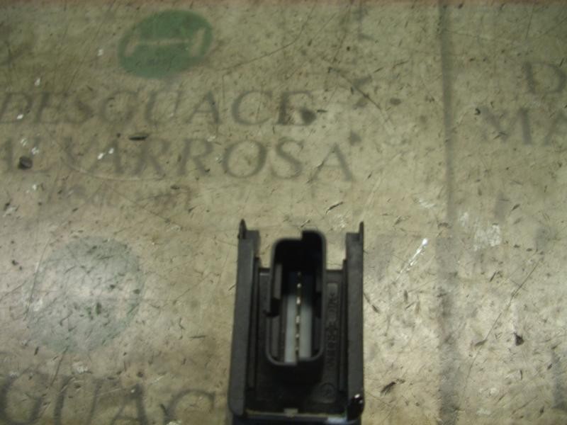 Recambio de motor elevalunas trasero izquierdo para citroën c4 berlina lx referencia OEM IAM   