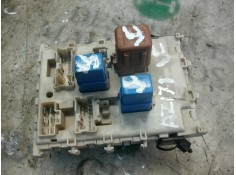 Recambio de caja reles / fusibles para nissan primera berlina (p12) acenta referencia OEM IAM    2