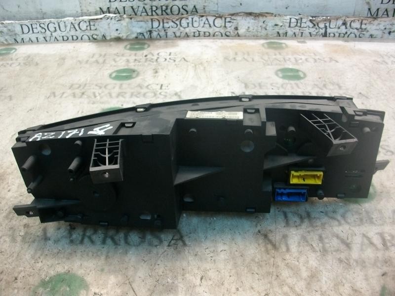 Recambio de cuadro instrumentos para nissan primera berlina (p12) acenta referencia OEM IAM   