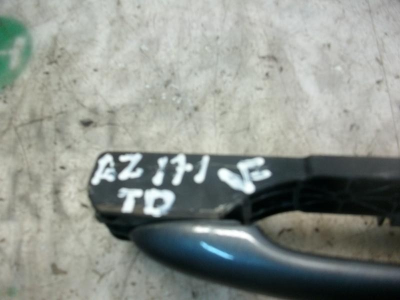 Recambio de maneta exterior trasera derecha para nissan primera berlina (p12) acenta referencia OEM IAM   