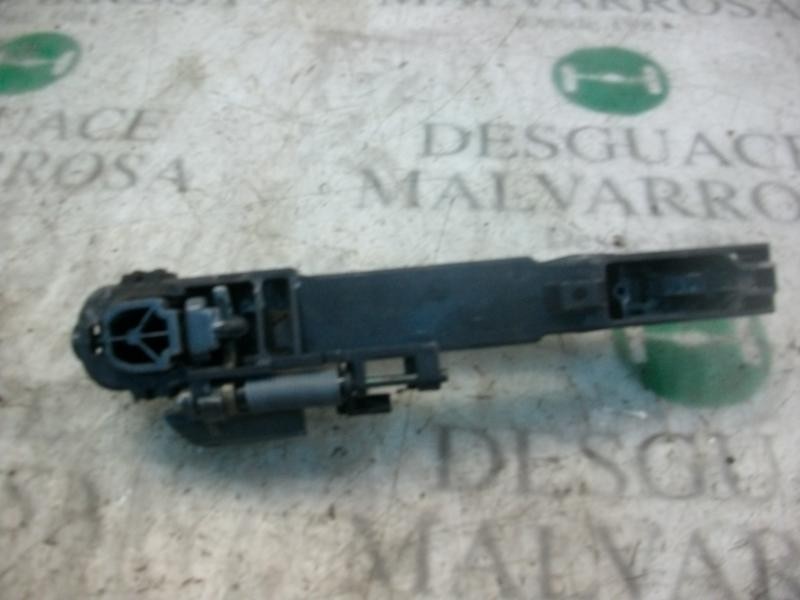 Recambio de maneta exterior trasera derecha para nissan primera berlina (p12) acenta referencia OEM IAM   