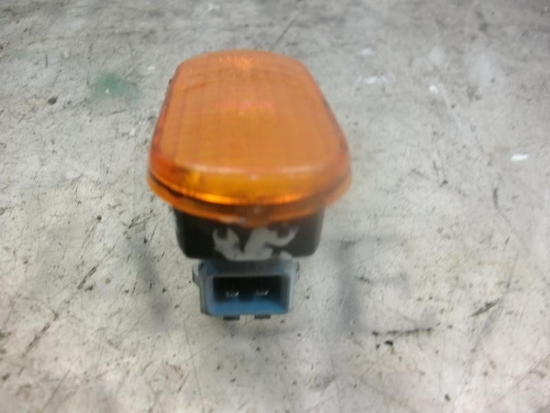 Recambio de piloto lateral izquierdo para seat ibiza (6k) 1.4 referencia OEM IAM   