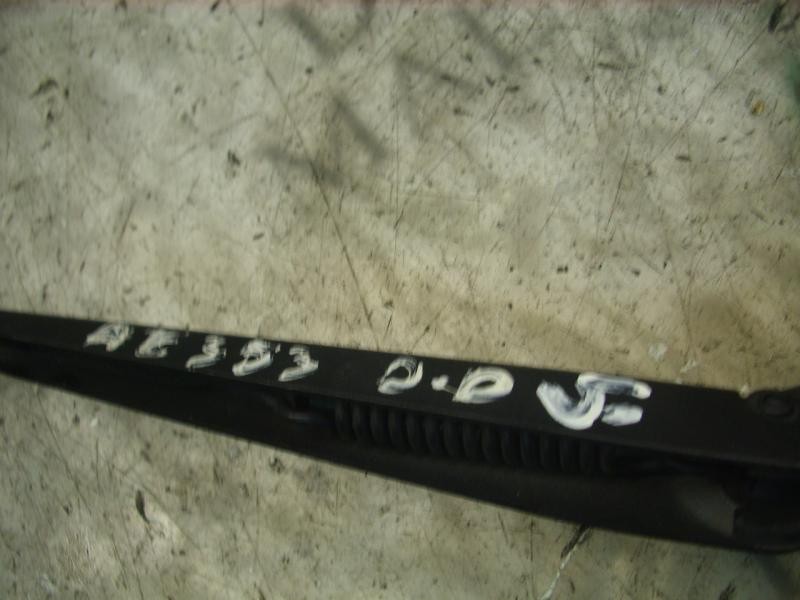 Recambio de brazo limpia delantero derecho para audi a3 (8l) 1.9 tdi ambition referencia OEM IAM   