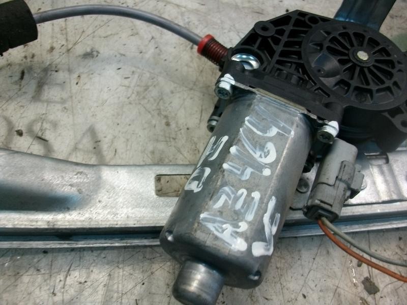 Recambio de elevalunas delantero izquierdo para peugeot 206 berlina 1.4 hdi referencia OEM IAM   