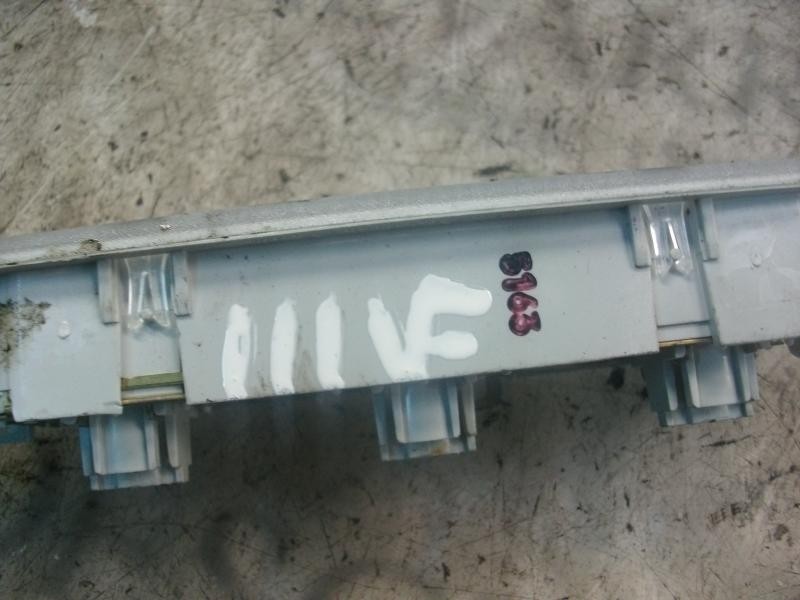 Recambio de piloto interior para renault scenic ii grand dynamique referencia OEM IAM   