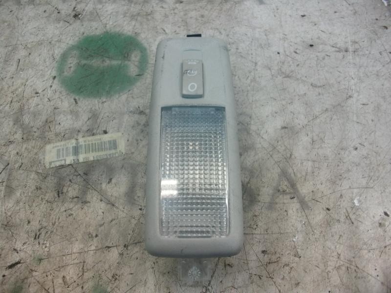 Recambio de piloto interior para renault scenic ii grand dynamique referencia OEM IAM   