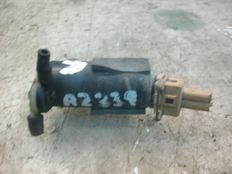 Recambio de bomba limpia para ford transit connect (tc7) furg. referencia OEM IAM   