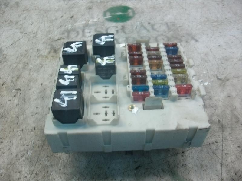 Recambio de caja reles / fusibles para ford transit connect (tc7) furg. referencia OEM IAM   