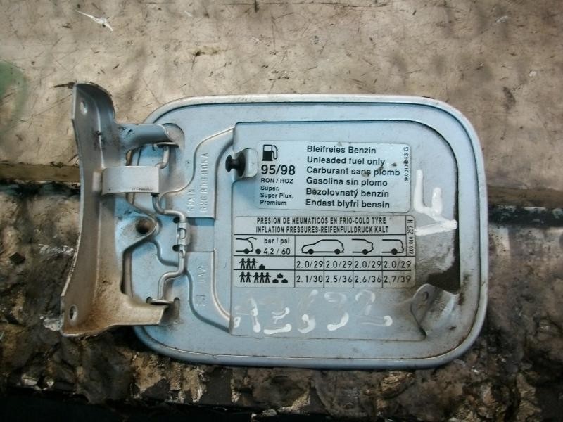 Recambio de tapa combustible para seat ibiza (6k1) 1.4 referencia OEM IAM   