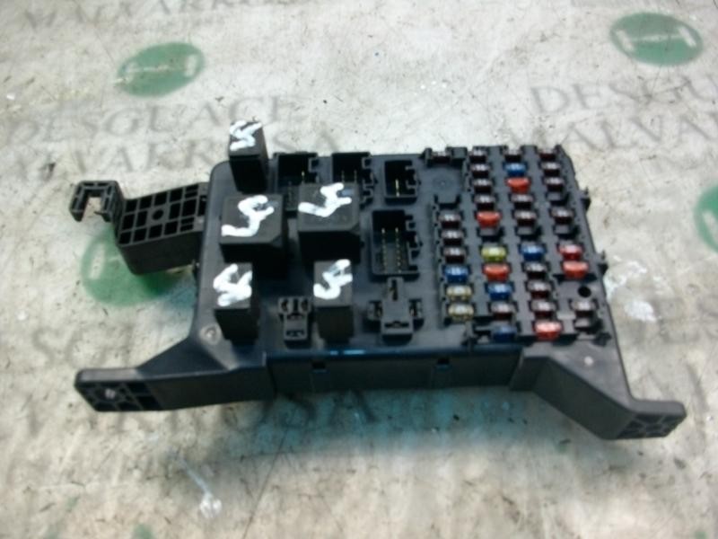 Recambio de caja reles / fusibles para ford mondeo berlina (ge) ghia referencia OEM IAM   