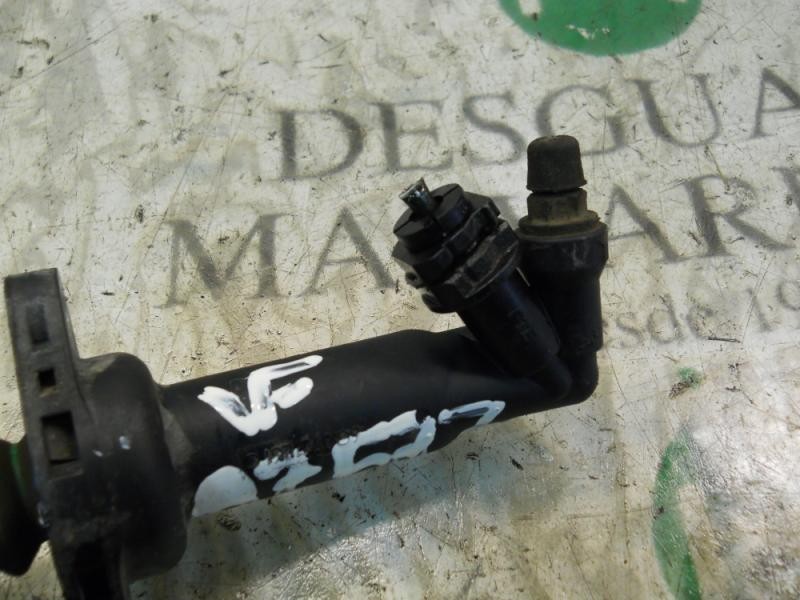 Recambio de bombin embrague para volkswagen polo (9n1) trendline referencia OEM IAM   